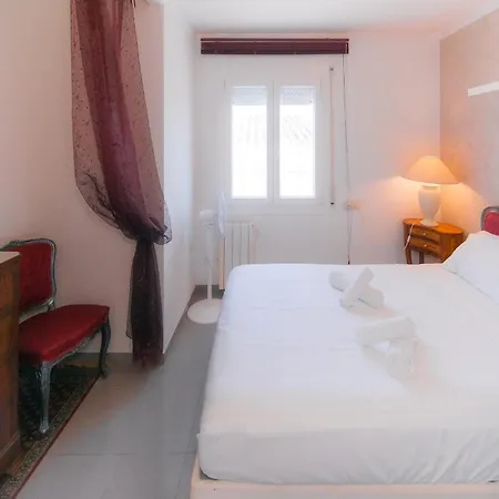Welcs 250 Emp Con Piscina Privada Y Amarre Villa