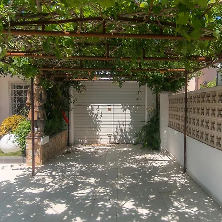 Villa Welcs 250 Emp Con Piscina Privada Y Amarre Empuriabrava
