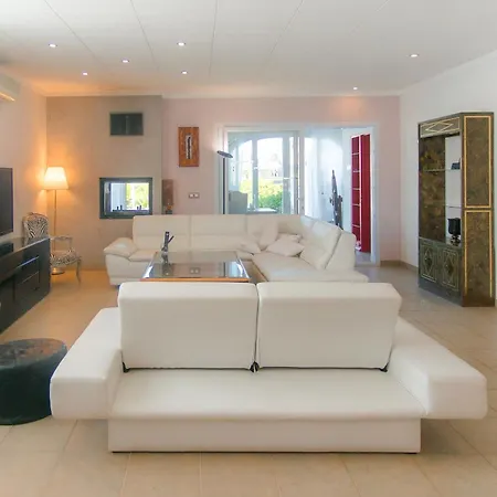 Welcs 250 Emp Con Piscina Privada Y Amarre