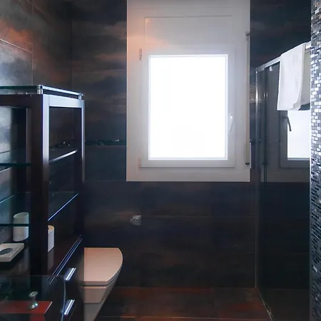 Welcs 250 Emp Con Piscina Privada Y Amarre